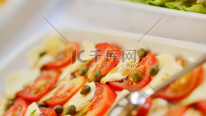 餐饮加盟，如何选择十大品牌？揭秘加盟费用真相**